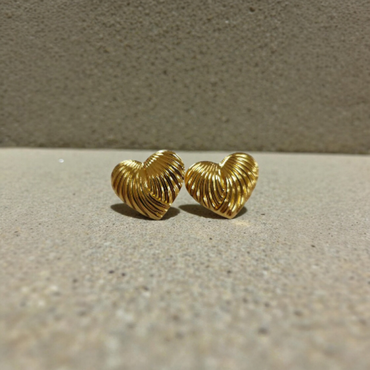 Golden Ripple Heart Studs – 18K Gold Plated Stainless Steel